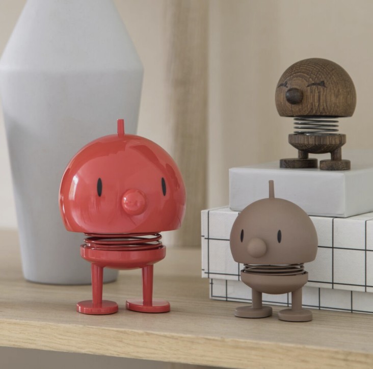 ensemble d'hotimist décoratif rouge taille M et marron taille S