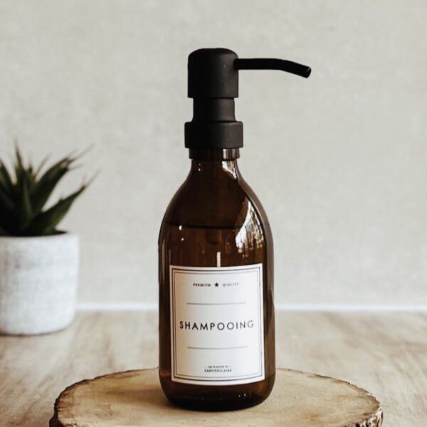 flacons de l'apothicaire pour stocker du shampoing dans un contenant en verre couleur ambre contenance 250 ml